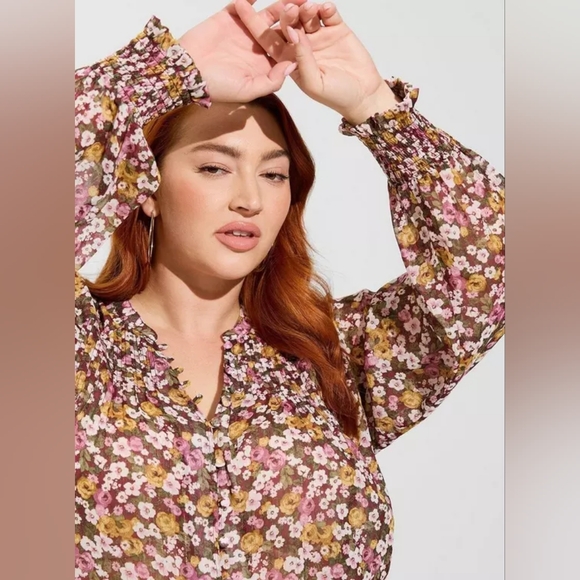 {Torrid} Crinkle Chiffon Smocked Blouson Sleeve Blouse - Picture 4 of 12